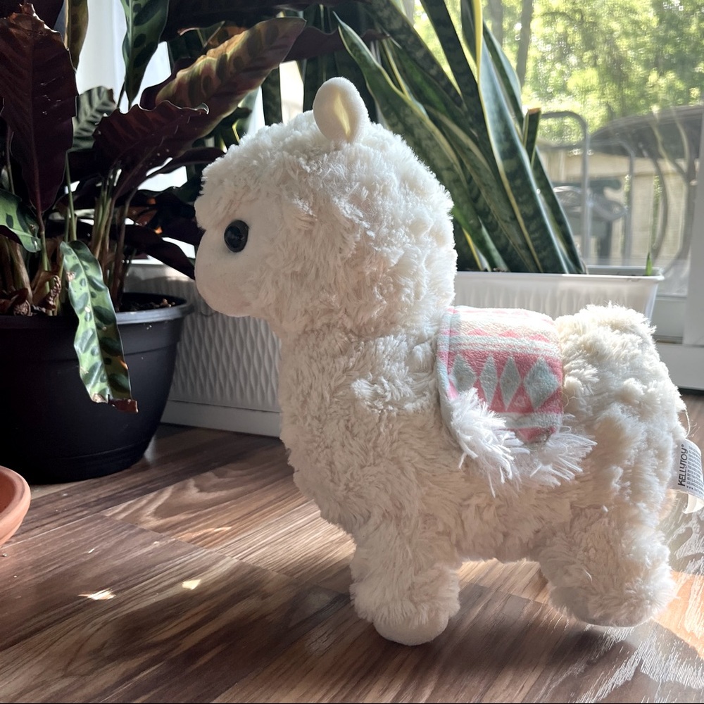 White Llama Plushie 12’’ Kellytoy
